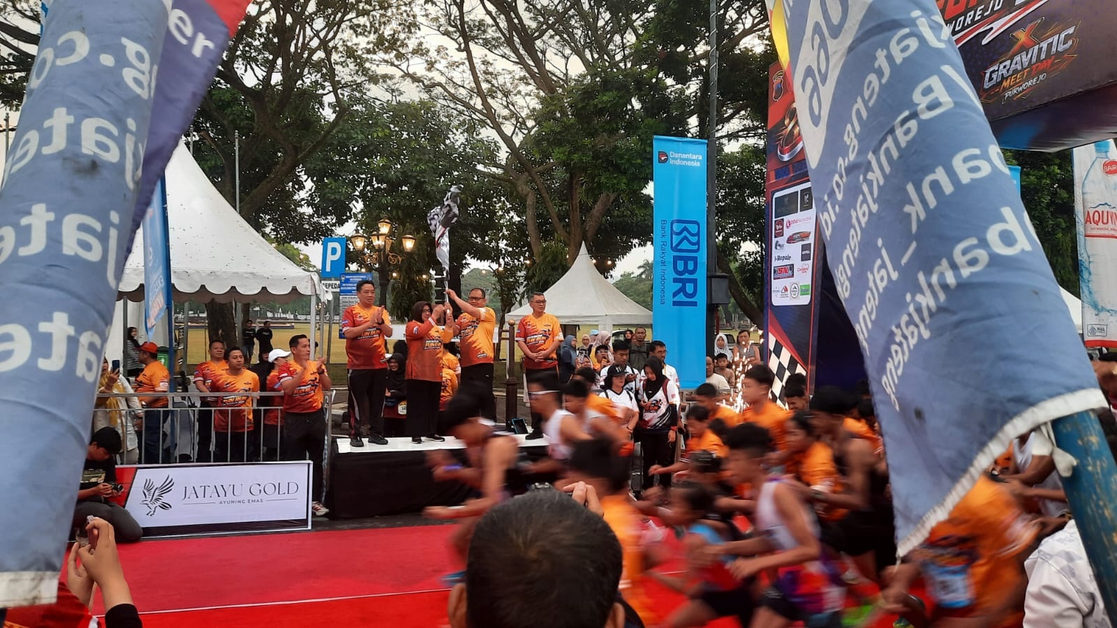 Ribuan Peserta Meriahkan Bhayangkara Fun Run HUT Bhayangkara ke-80 di Purworejo
