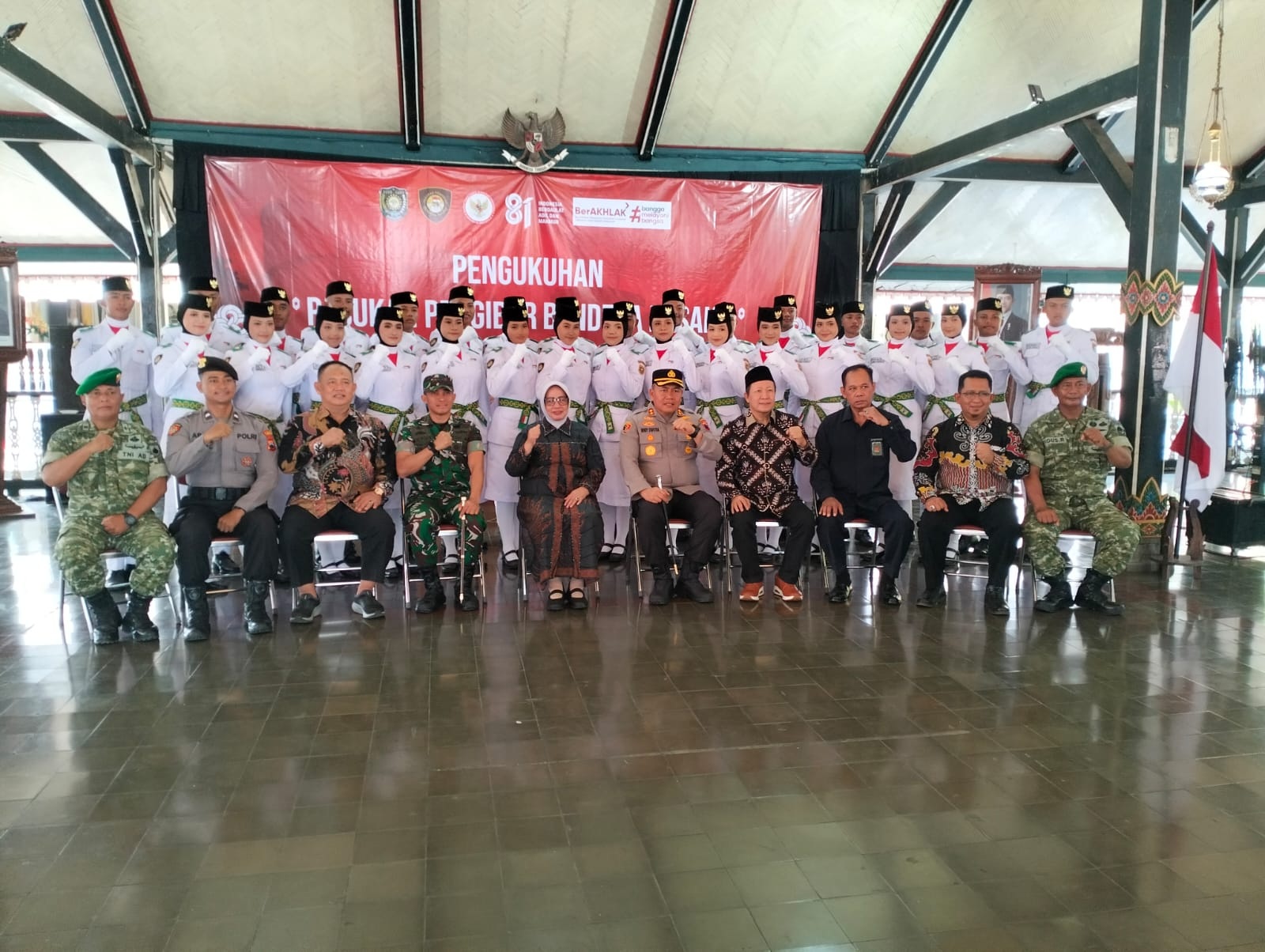 Paskibraka Kabupaten Purworejo 2026 Dikukuhkan, Siap Kibarkan Merah Putih
