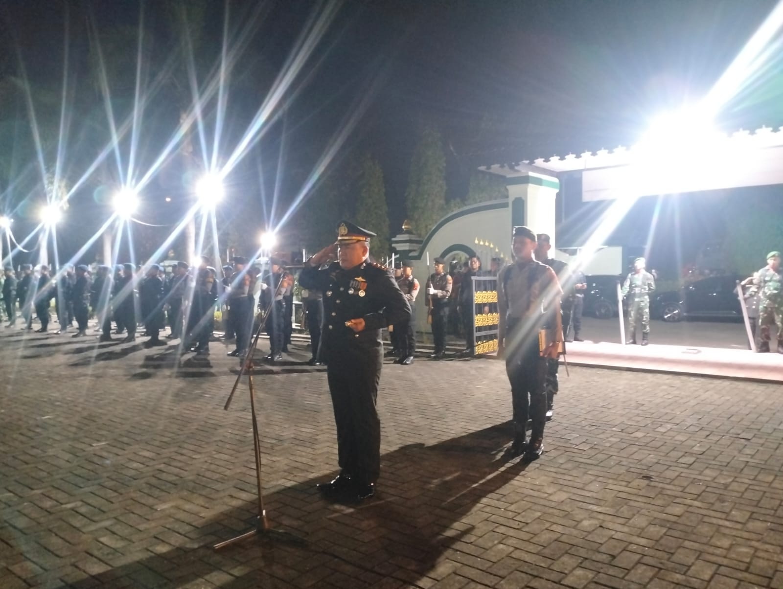 Renungan Suci HUT Ke-81 Kemerdekaan RI Berlangsung Khidmat di TMP Projo Handoko Loyo